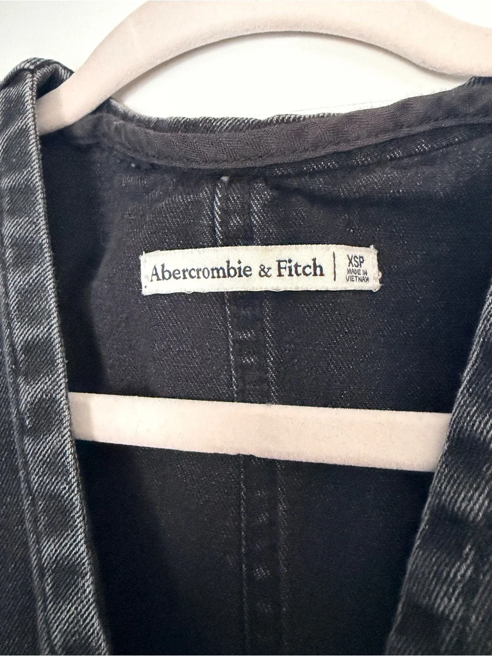 Abercrombie & Fitch Black Sleeveless Button-Front Denim Maxi Dress